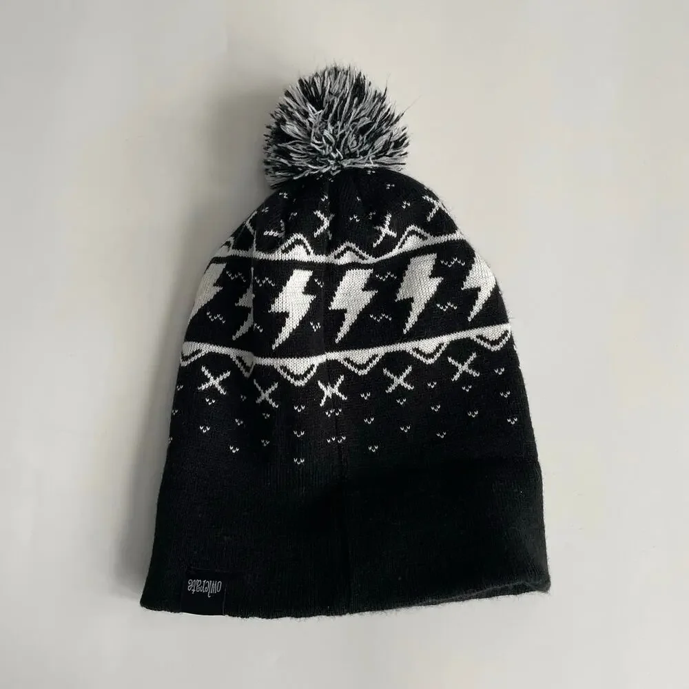 Harry Potter Expecto Patronum OwlCrate Beanie Hat Black & White Knit